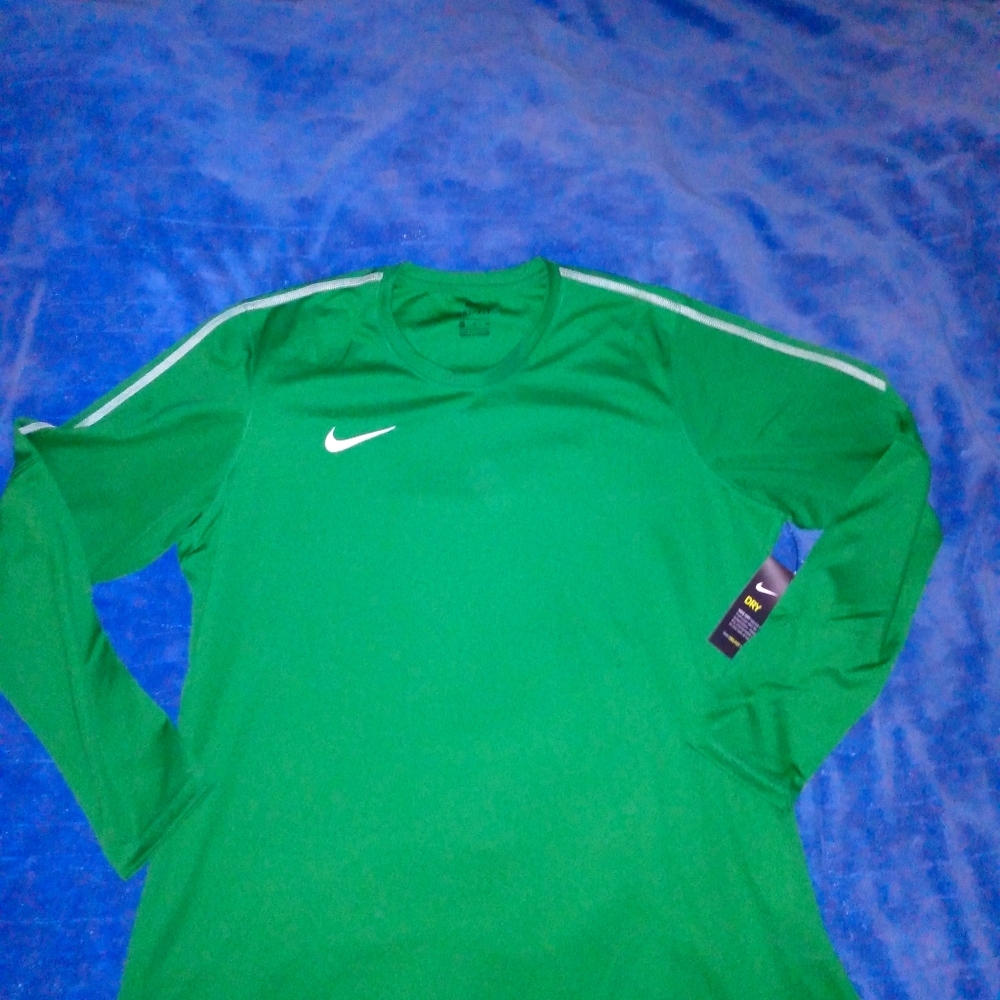 Nike long sleeve